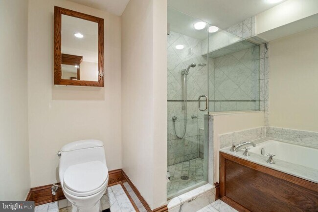 Building Photo - 1120 East Capitol St NE