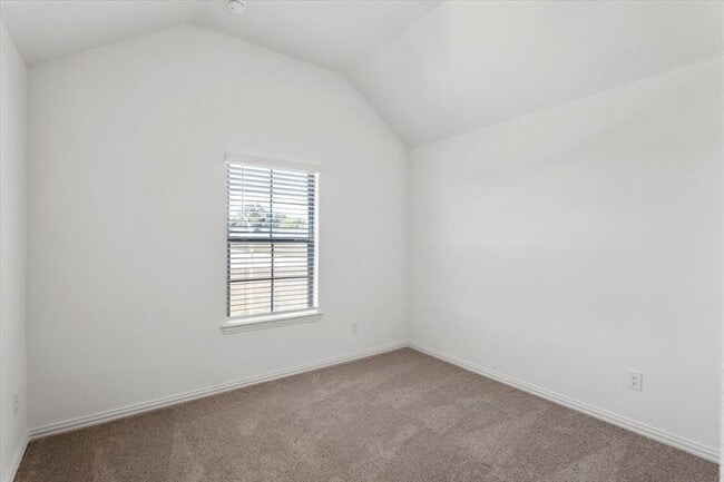 Building Photo - 1429 Cole Ests Dr