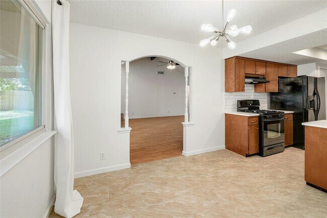 Building Photo - 11720 Running Fox Trail