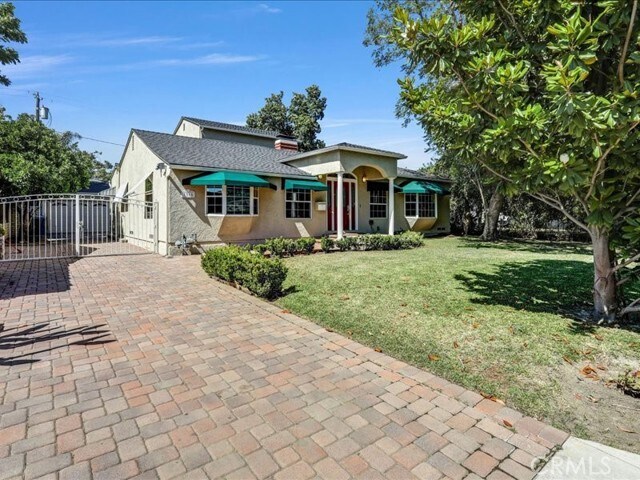 Building Photo - 1315 W Valley Heart Dr