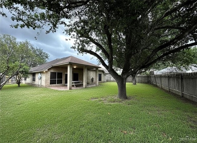 Building Photo - 19 N 47th St