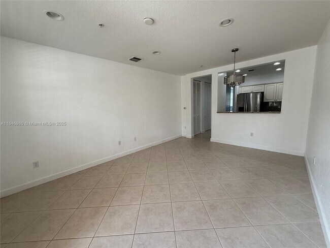 Building Photo - 413 SW 147th Ave