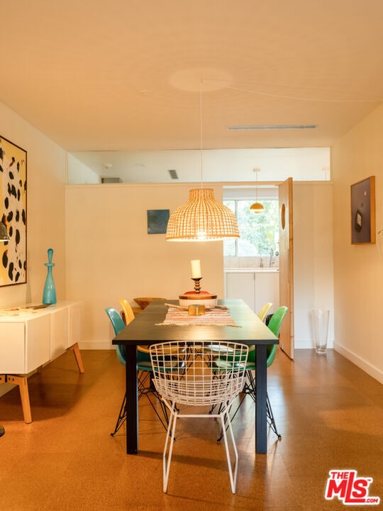 Building Photo - 13025 Addison St