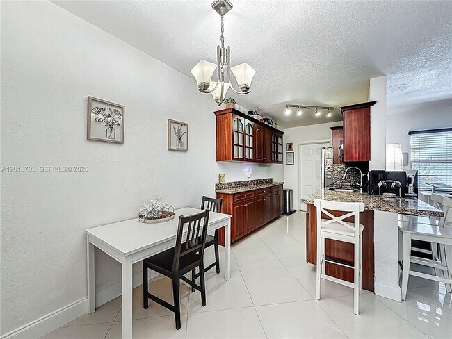 Building Photo - 2600 S Ocean Dr