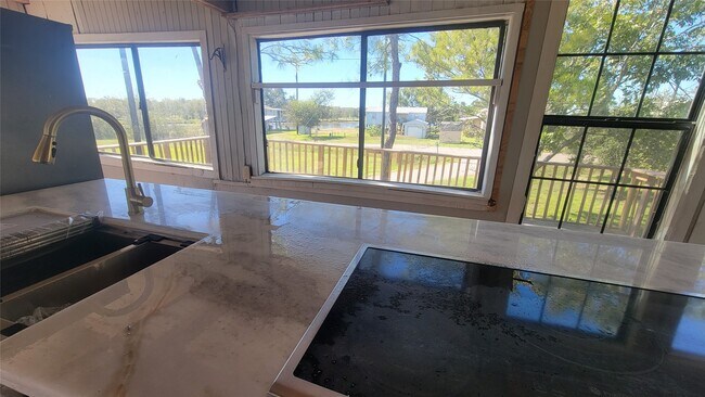 Building Photo - 12018 Sandpiper Rd