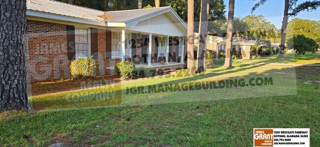 Building Photo - 1616 Randall Rd