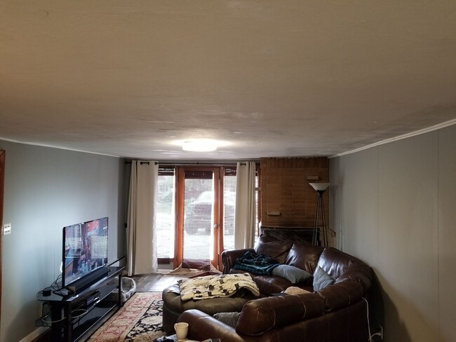 Building Photo - Ridgewood