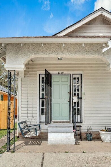 Building Photo - 1720 Independence St