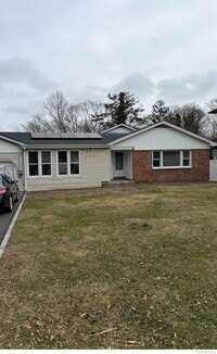 Building Photo - 21 Chateau Dr