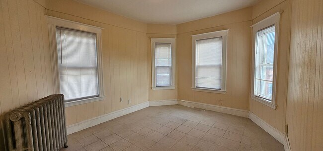 Building Photo - Spacious Gorgeous Cambridgeport 4 Bed! Ava...