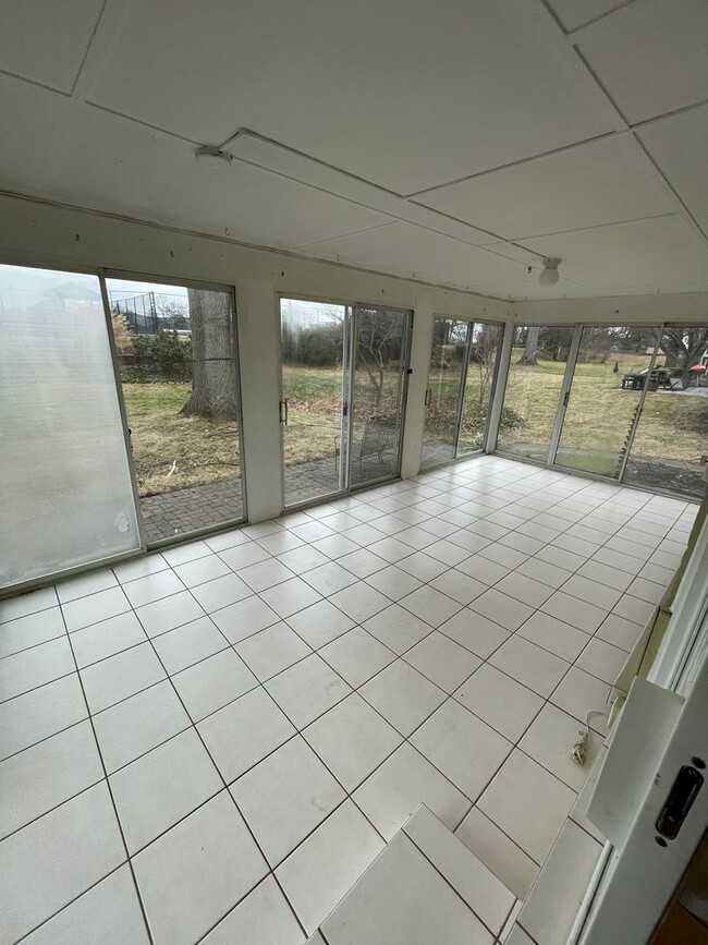 Building Photo - 3 Bed 1 Bath Ranch Home in Manheim Township