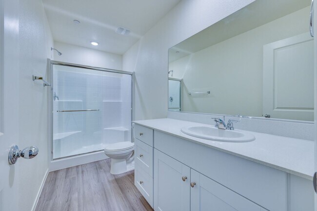 Building Photo - Brand New Townhouse!!! All Appliances incl...