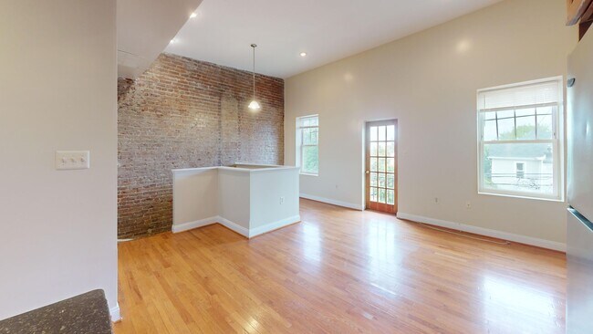 Building Photo - 2703 12th St NE
