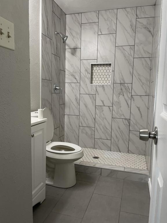 Building Photo - 9904 Cedar Mountain Cir