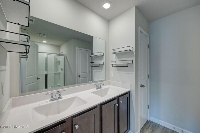 Building Photo - 4613 Wildaire Ln