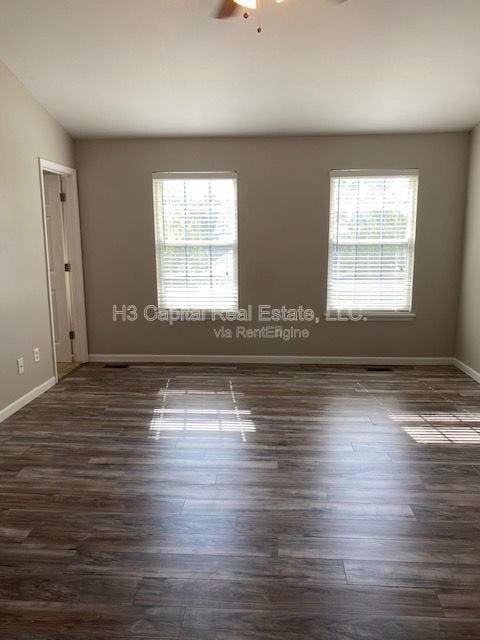 Building Photo - 2852 Fairway Dr