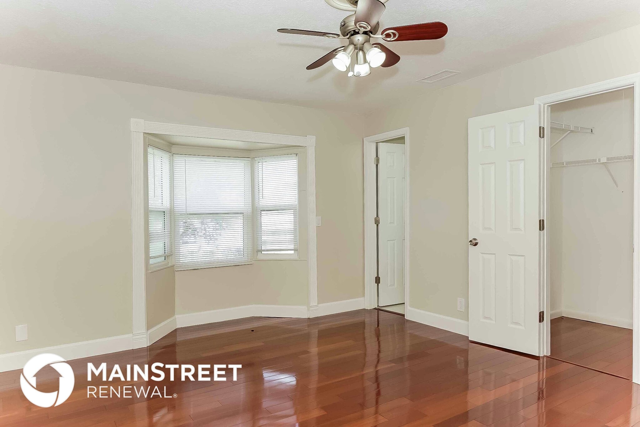 Building Photo - 38 Woodlake Dr