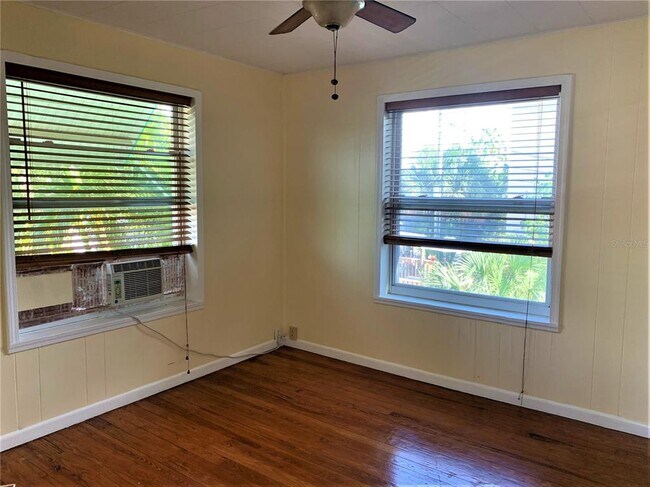 Building Photo - 61 81st Ave