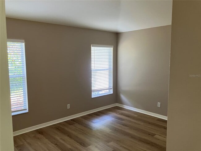 Building Photo - 15848 Leatherleaf Ln