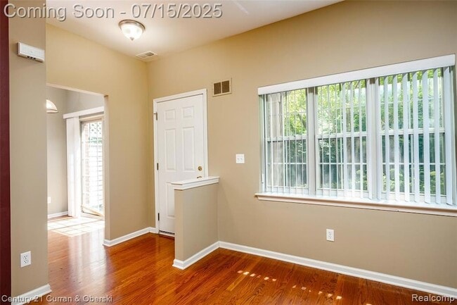 Building Photo - 39660 Rockcrest Ln