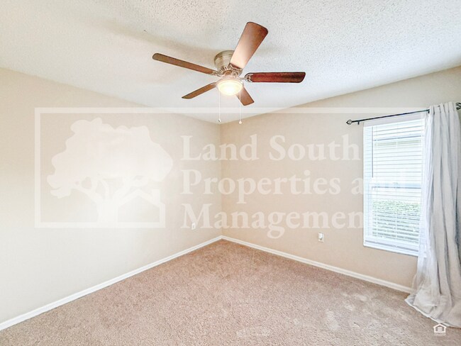 Building Photo - 683 Jessanda Cir