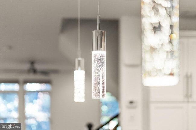 Building Photo - 1508 16th Ct N