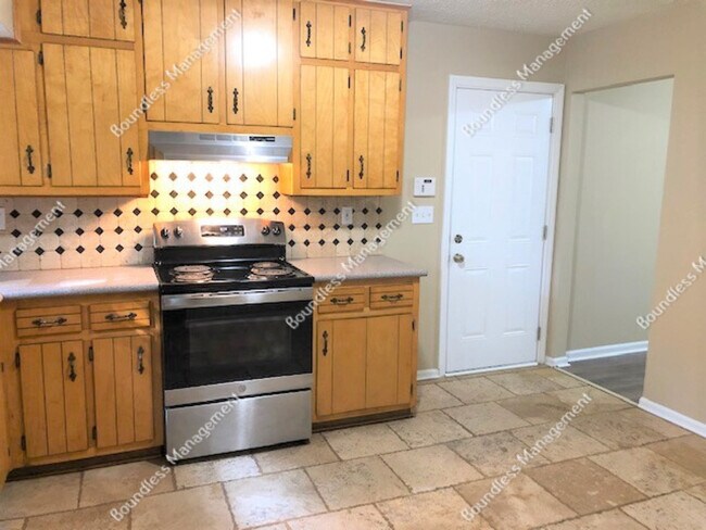 Building Photo - 1066 Redan Trail Ct