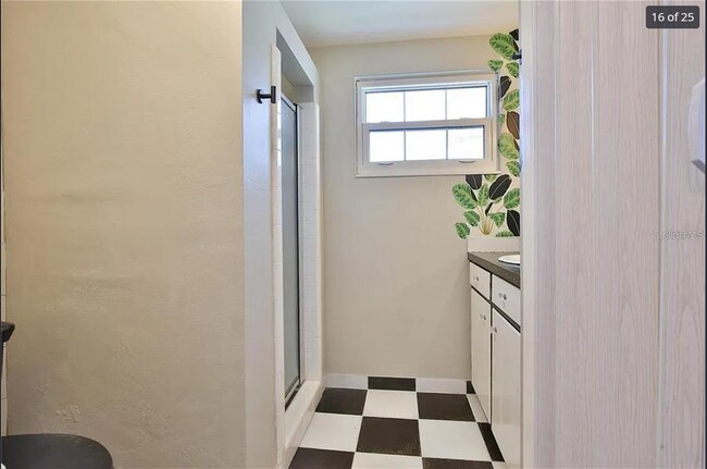 Building Photo - 7355 Cass Cir