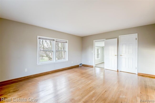 Building Photo - 4141 Van Amberg Rd