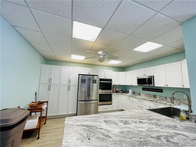 Building Photo - 3442 NE Causeway Blvd