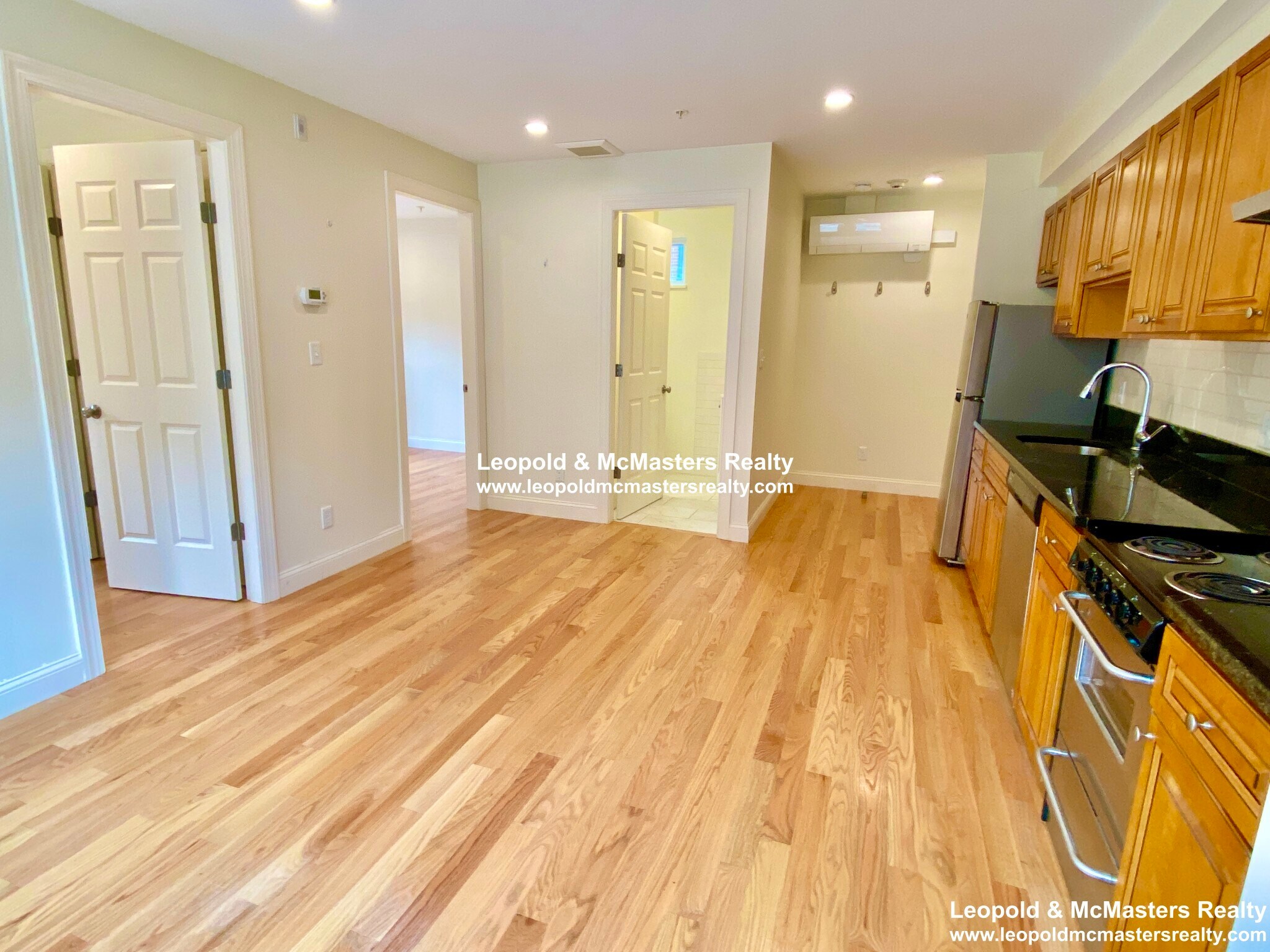 Building Photo - 380 Harvard St