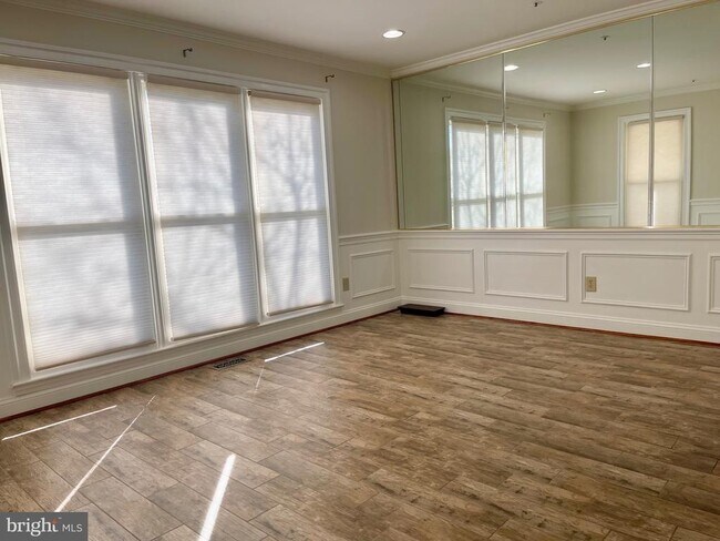 Building Photo - 11803 Bishops Content Rd