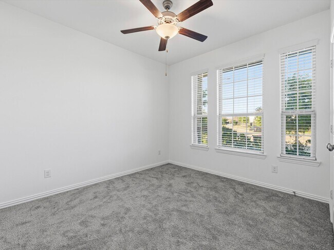 Building Photo - 1131 Vidalia Onion Dr