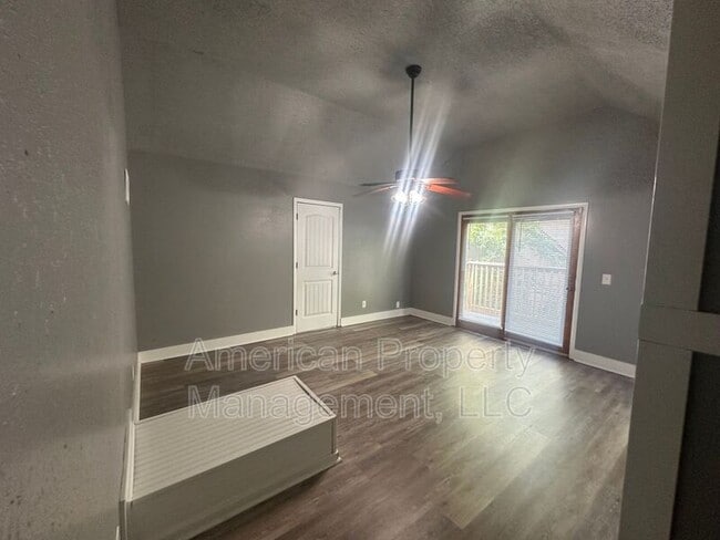 Building Photo - 7050 E 71st Ct