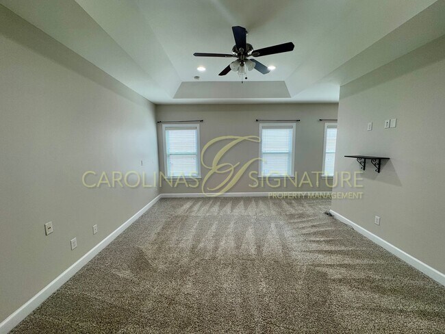 Building Photo - Spacious 5BR/5BA Home in Indian Lands Wake...