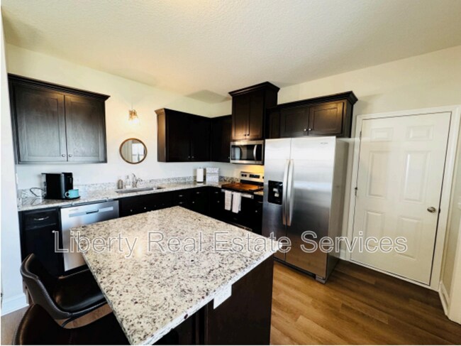 Building Photo - 342 Mcclelland Lp NE