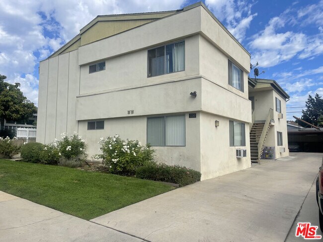 Primary Photo - 1150 N Commonwealth Ave
