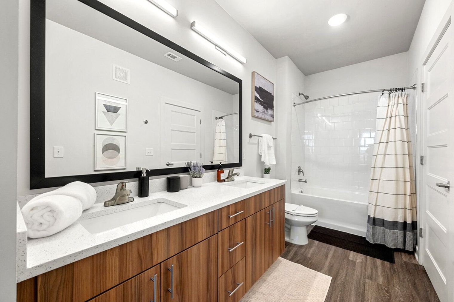 Building Photo - 2048 Bolton Dr NW