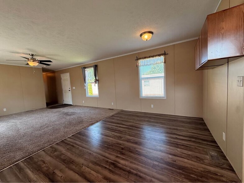 Building Photo - 52184 Norfolk Ln