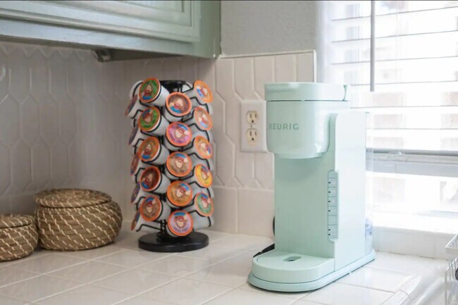 Building Photo - 8322 Montgomery St