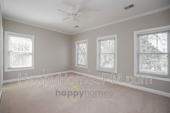 Building Photo - 1115 Thrower St