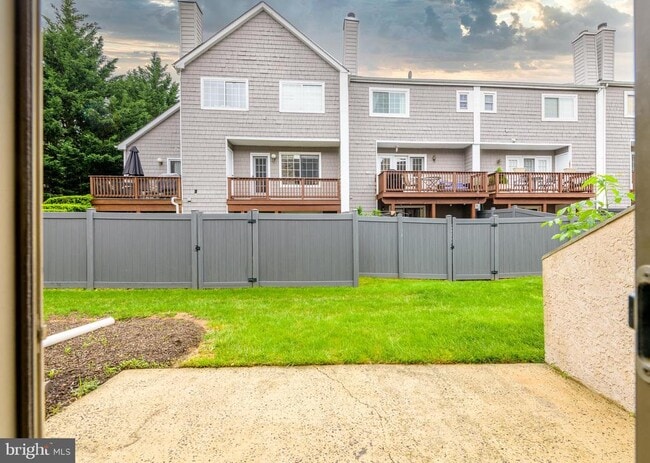 Building Photo - 77 Bunker Hill Ct
