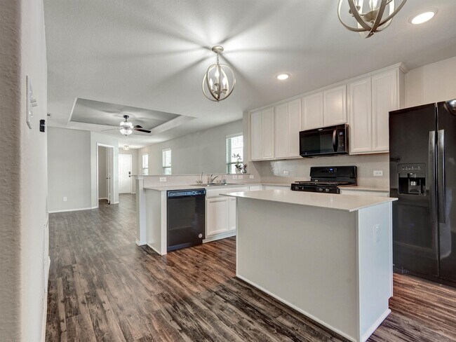 Building Photo - 24038 Hay Iron Dr