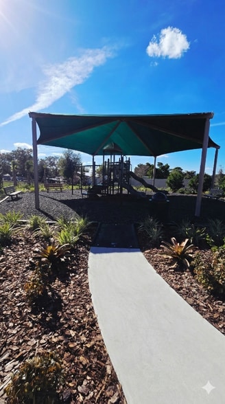 Building Photo - 825 Sand Sea Pl