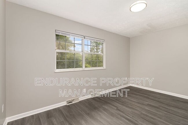 Building Photo - 4600 Glenway Ave