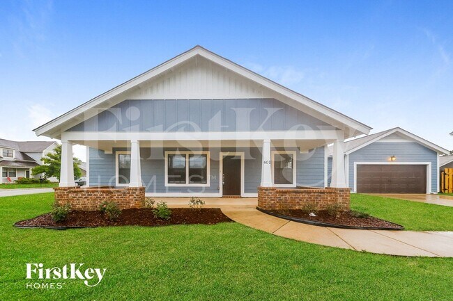 Building Photo - 601 Enclave Ln