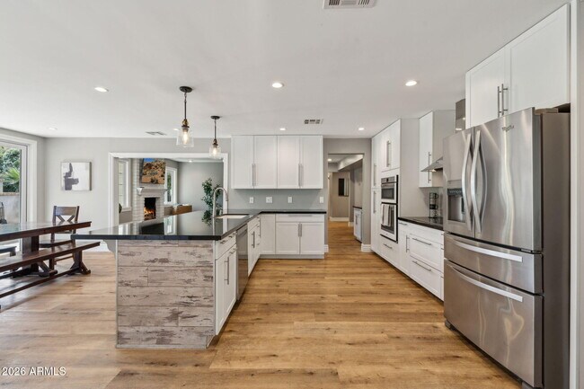 Building Photo - 5339 E Osborn Rd