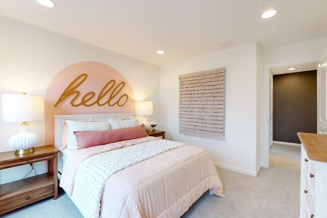 Building Photo - 129 Cold Brk Dr