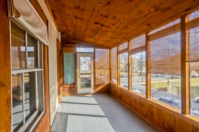 Building Photo - 1801 Northampton St