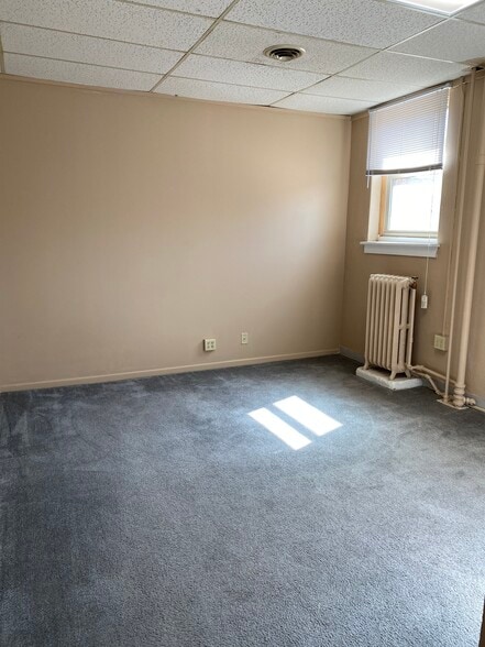 Building Photo - 705 1st Ave N